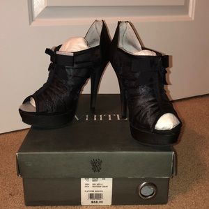 White House black market elegant heels